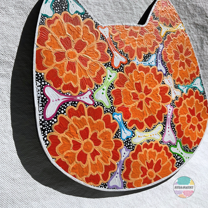 Cempasuchiles y Huesitos – Wooden Cat Plaque