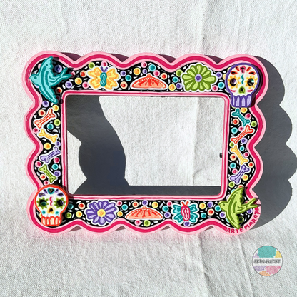 Flores, Mariposas, Pan de Muerto - Wooden Picture Frame